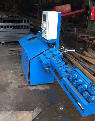 Máy duỗi cắt uốn sắt bẻ đai tự động 6-8