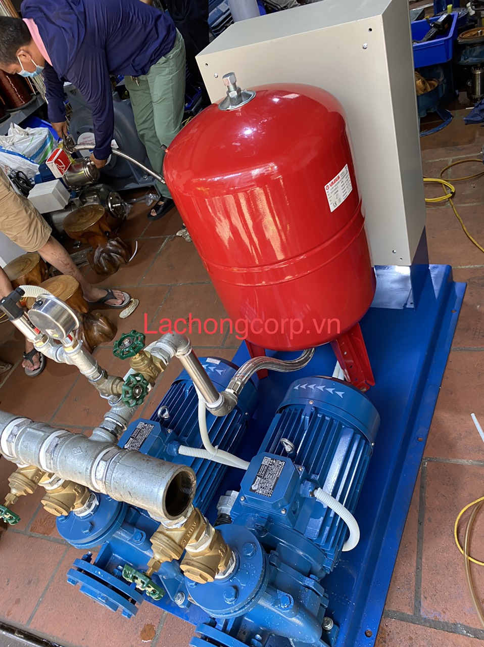công suất máy bơm nước công nghiệp - tủ điện kết hợp máy bơm nước công nghiệp Pentax